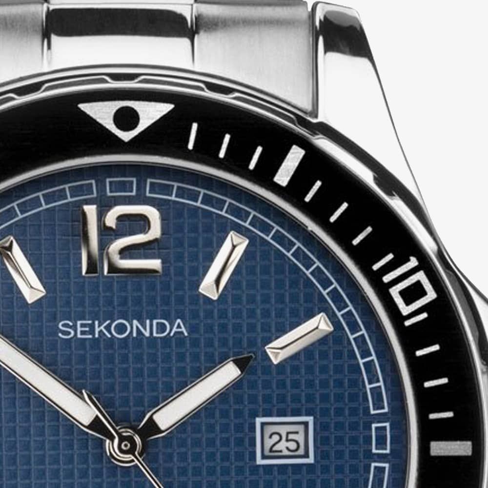 Sekonda Men's Sports Watch with Blue Dial and Silver Bracelet 1512
