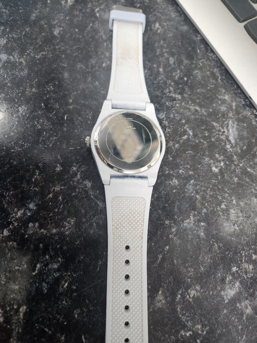 Guess Retro Pop Ladies Watch with Blue Silicone Strap W0979L14