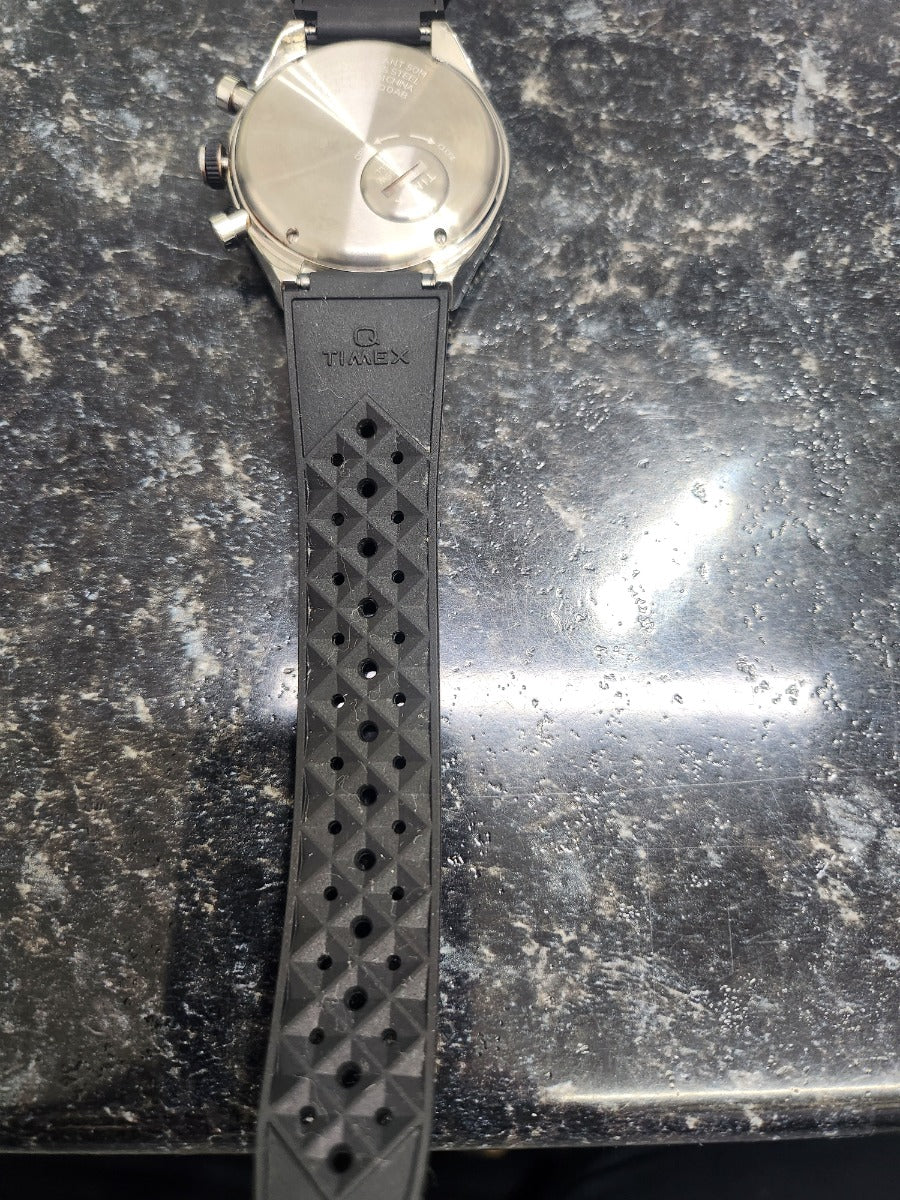Timex Mens Q Chrono Watch with Black Silicone Strap TW2V70100