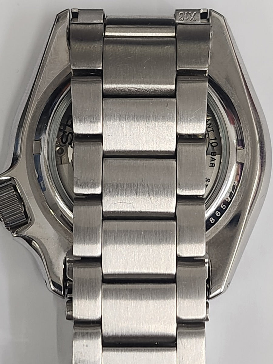 Seiko 5 Men's Automatic Watch with Green Dial and Stainless Steel Strap SRPD63K1