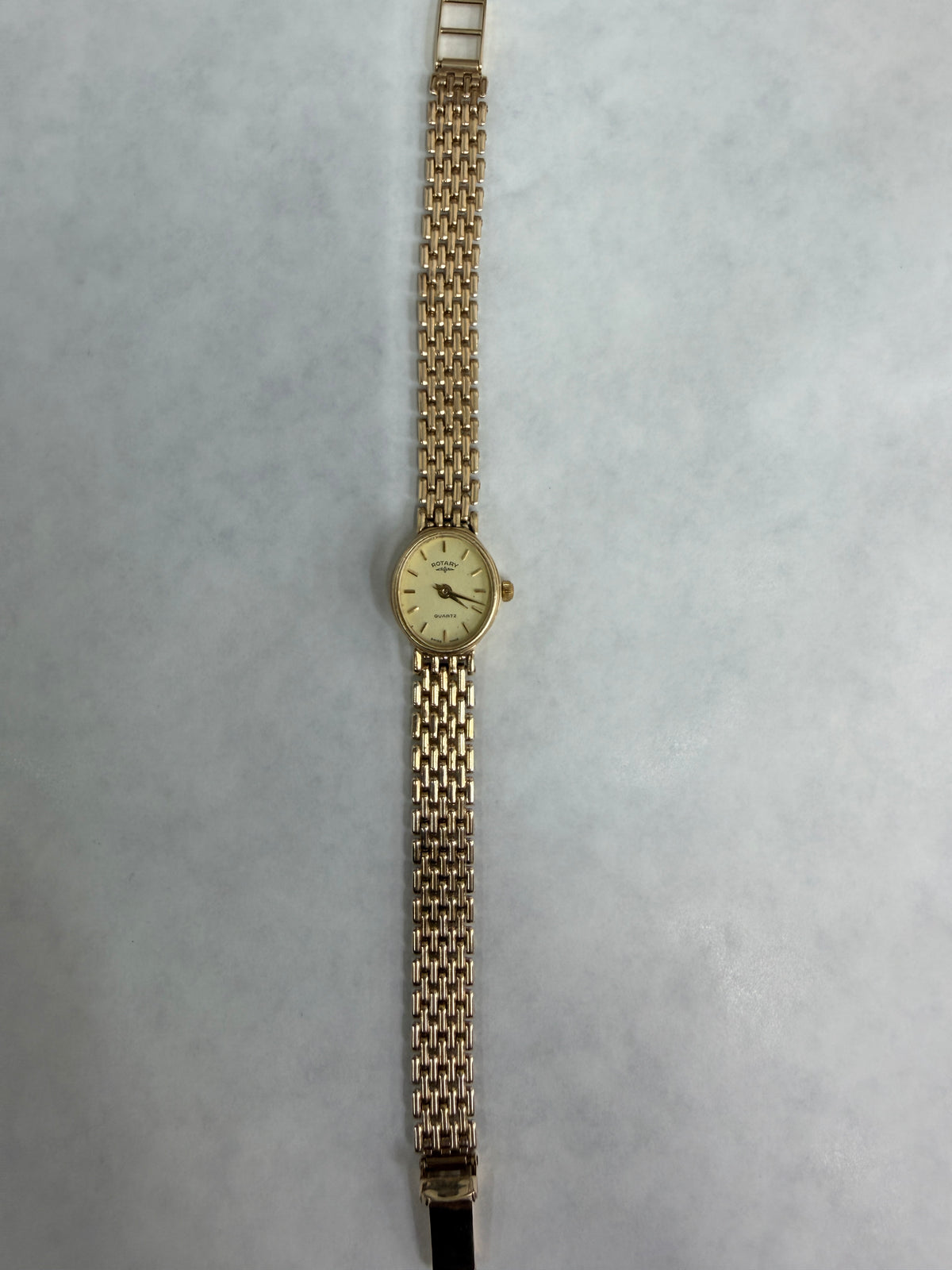 Rotary Ladies 9ct Gold Watch with Champagne Dial and 9ct Gold Bracelet *Refurbished*