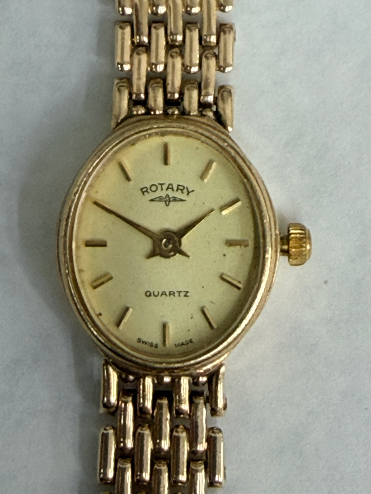 Rotary Ladies 9ct Gold Watch with Champagne Dial and 9ct Gold Bracelet *Refurbished*