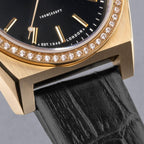 Gwylio Accurist Origin i Fenywod gyda Deial Du a Strap Lledr 70014