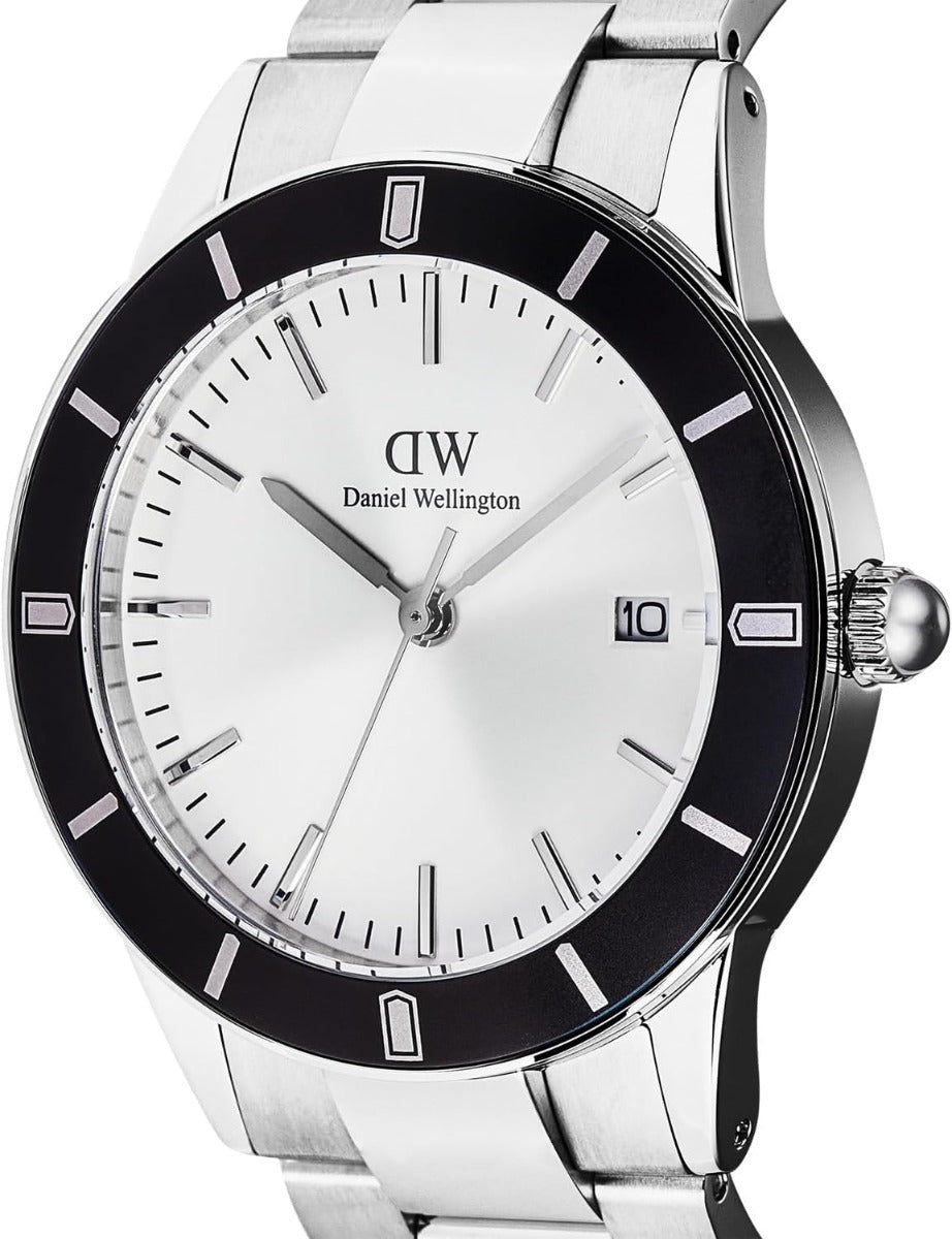 Daniel Wellington Mens Watch with Silver Dial and Silver Strap DW00100819