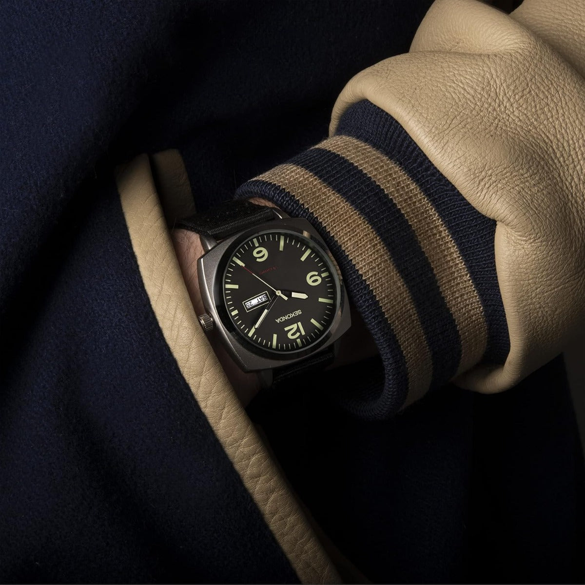 Sekonda Mens Watch with Black Dial and Black Canvas Strap 1992