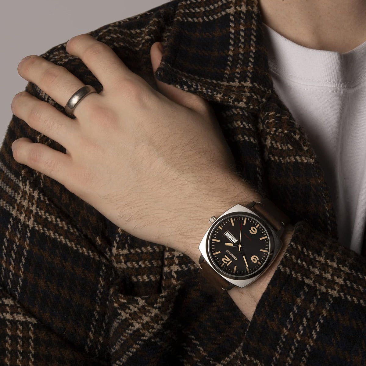 Sekonda Mens Watch with Black Dial and Brown Suede Leather Strap 1988