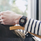 Oriawr Ddigidol i Ddynion Casio G-Shock gyda Deial Du a Strap Ddu DW-5600RL-1ER