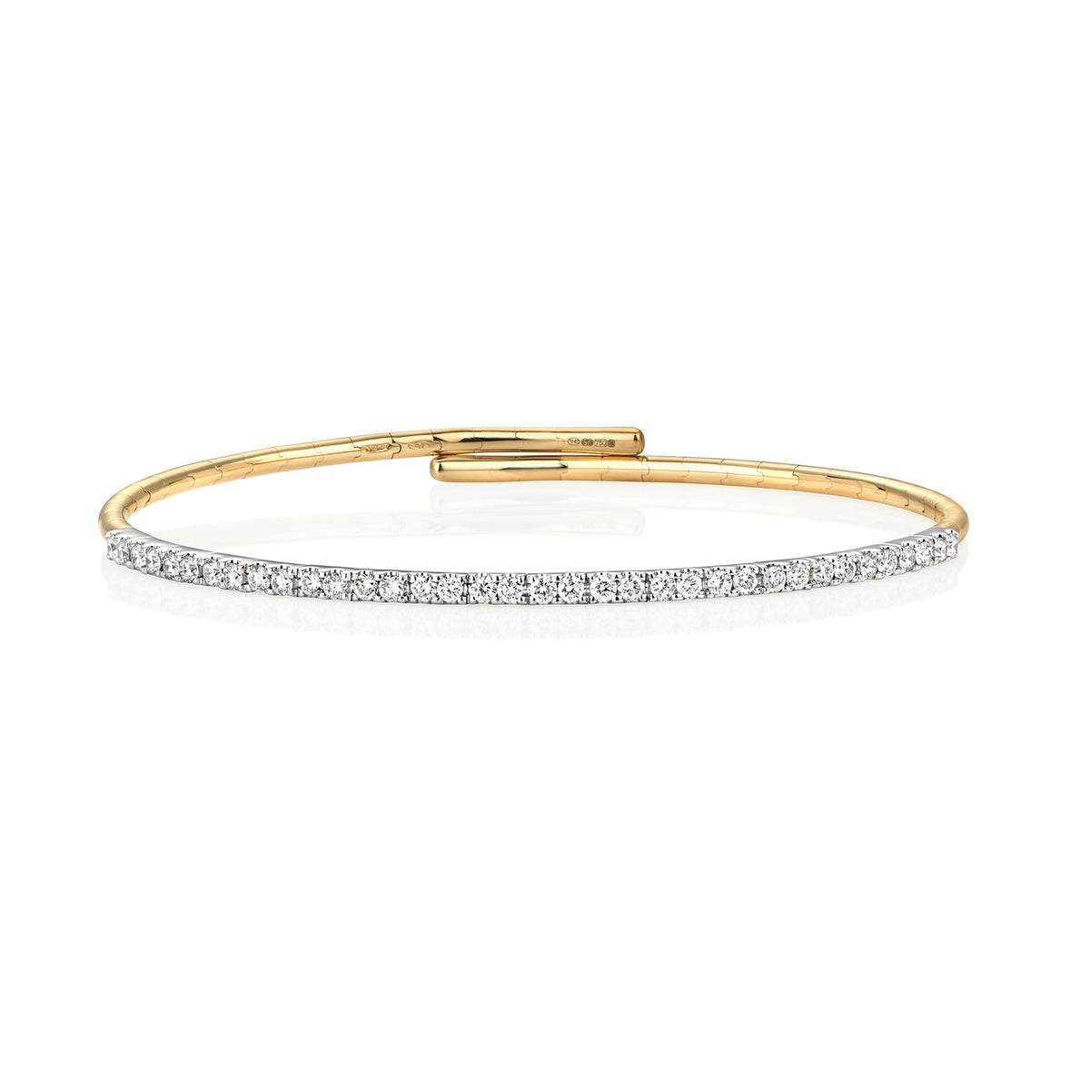 18ct Yellow Gold Diamond Bangle 0.75CT