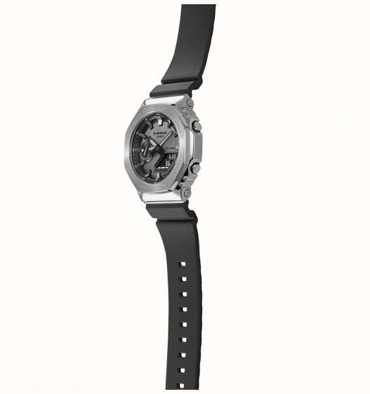 Casio G-Shock Mens Analogue-Digital Watch with Grey Dial and Black Strap GM-2100-1AER
