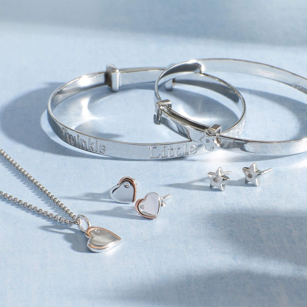Bangle Ehangu D ar gyfer Diamond Seren Fach Ddisglair gydag Union Ddeimwnt B4322
