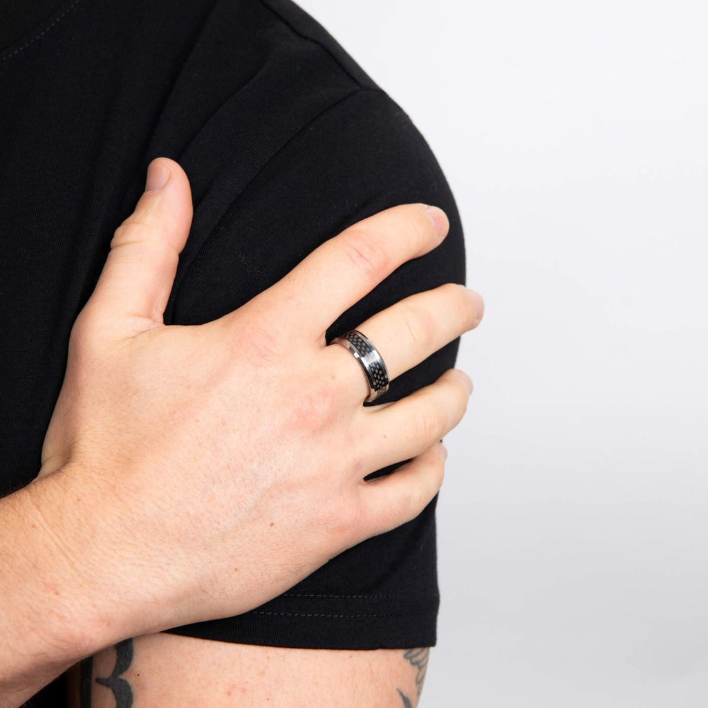 Fred Bennett Tungsten Ring with Black Carbon Fibre Inlay R3885