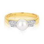 9ct Yellow Gold Diamond and Pearl Dress Ring 0.03 CT