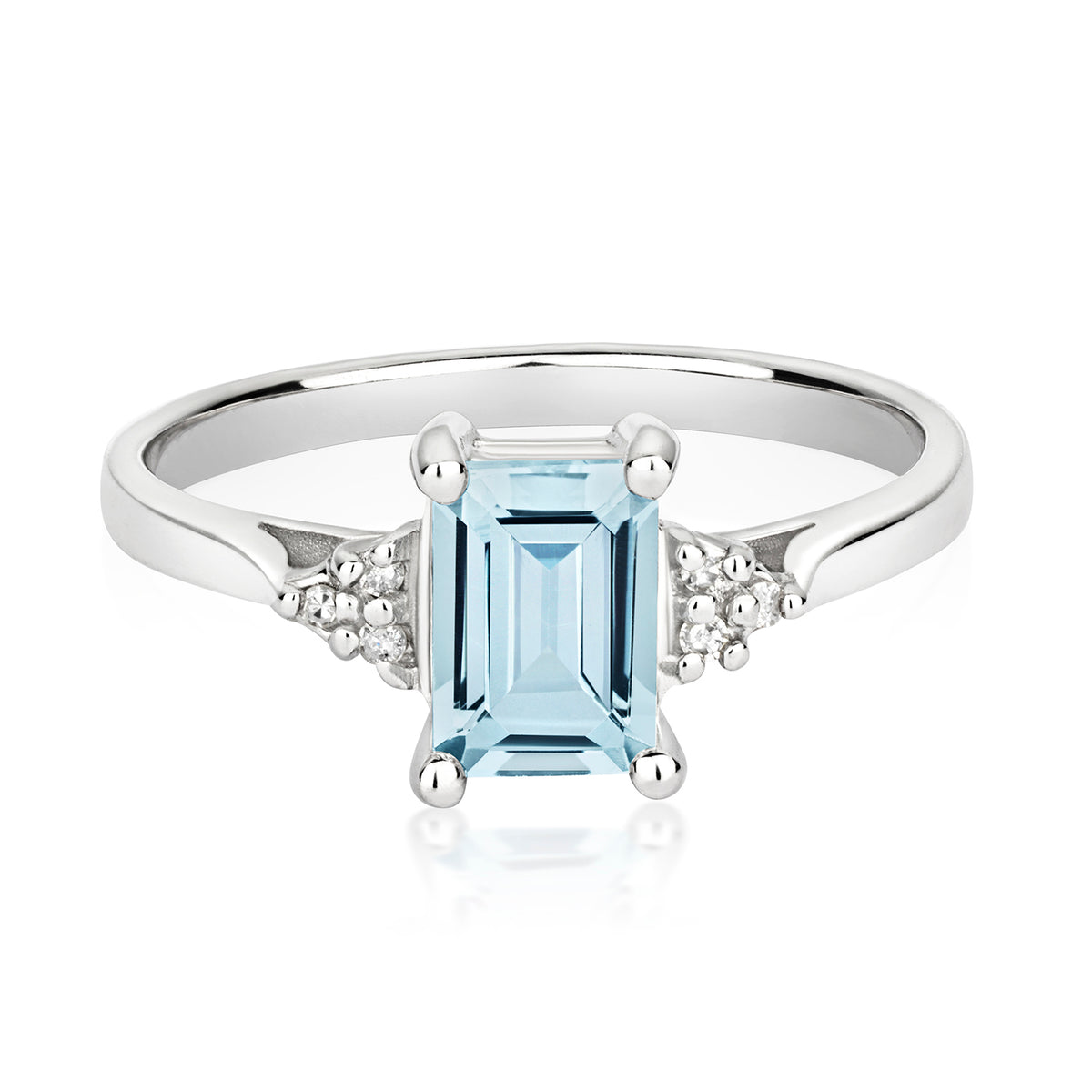 9ct White Gold Aquamarine and Diamond Engagement Ring 0.800+0.030 CT
