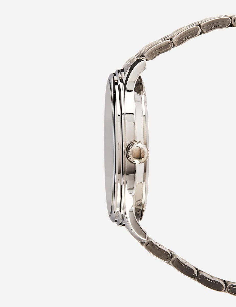 Lorus Men's Watch with Black Dial and Silver Bracelet RH947PX9
