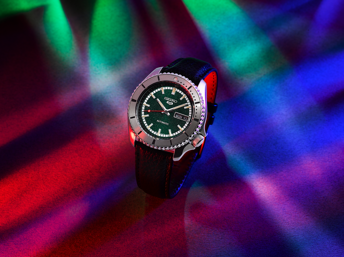 Gwylio Seiko 5 Sports Masked Rider Argraffiad Cyfyngedig Deial Awtomatig Gwyrdd SRPJ91K1