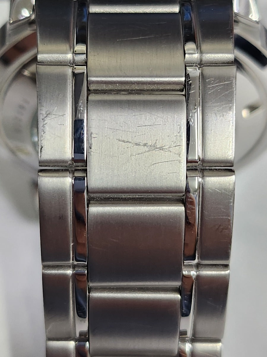Seiko Mens Automatic Watch with Silver Strap and Silver Dial SNKM83K1