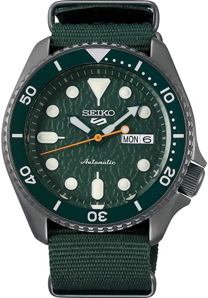 Seiko 5 Sports Men's Automatic Watch with Green Nylon Strap SRPD77K1