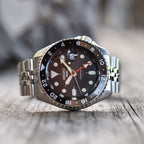 Gwylio Dynion Seiko 5 Sports Black Grape GMT SKX Ail-ddelweddiad SSK001K1