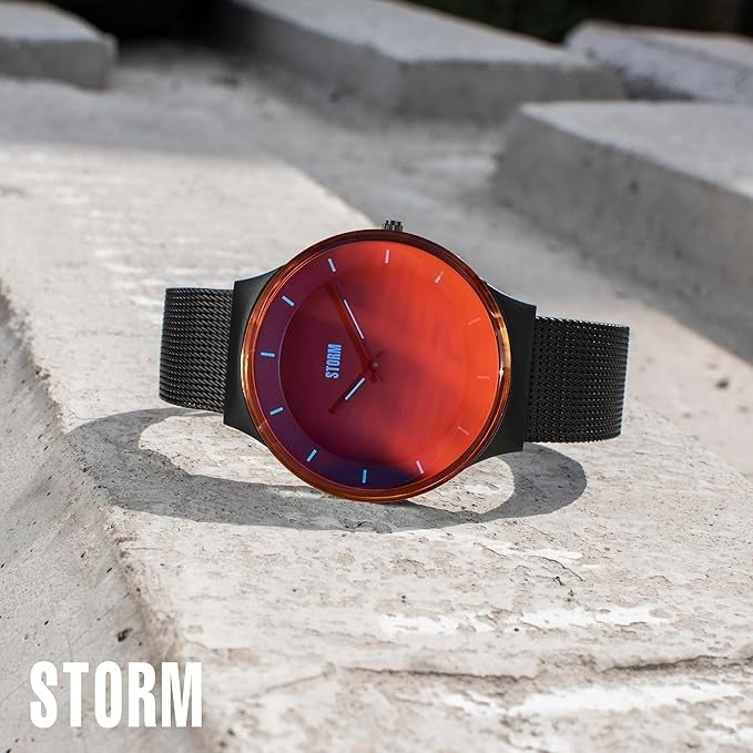 Storm Pylo Slate Red Gwyliadur Dynion gyda Deial Coch a Strap Du 47551/SL/R