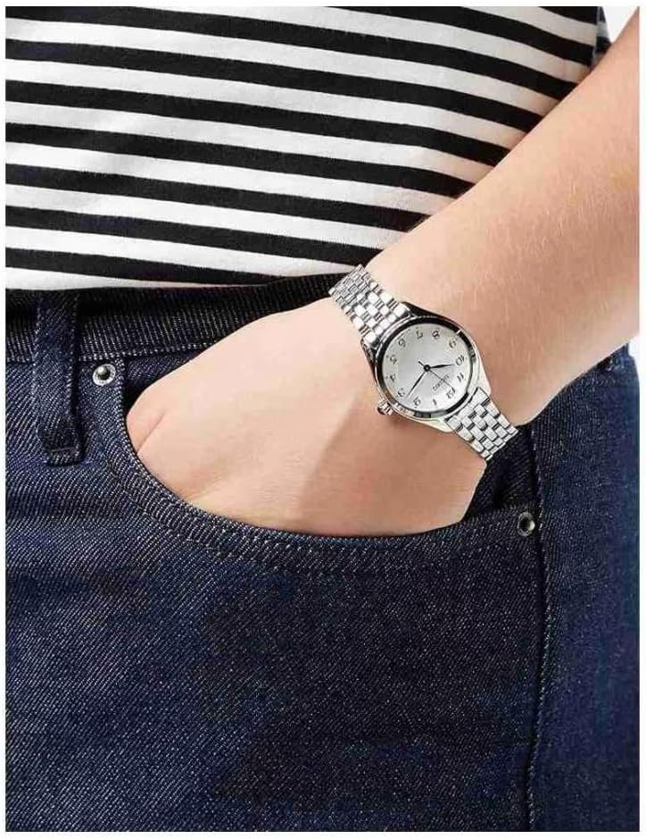 Gwylio Merched Seiko gydag Wyneb Arian a Strap Arian SUR379P1