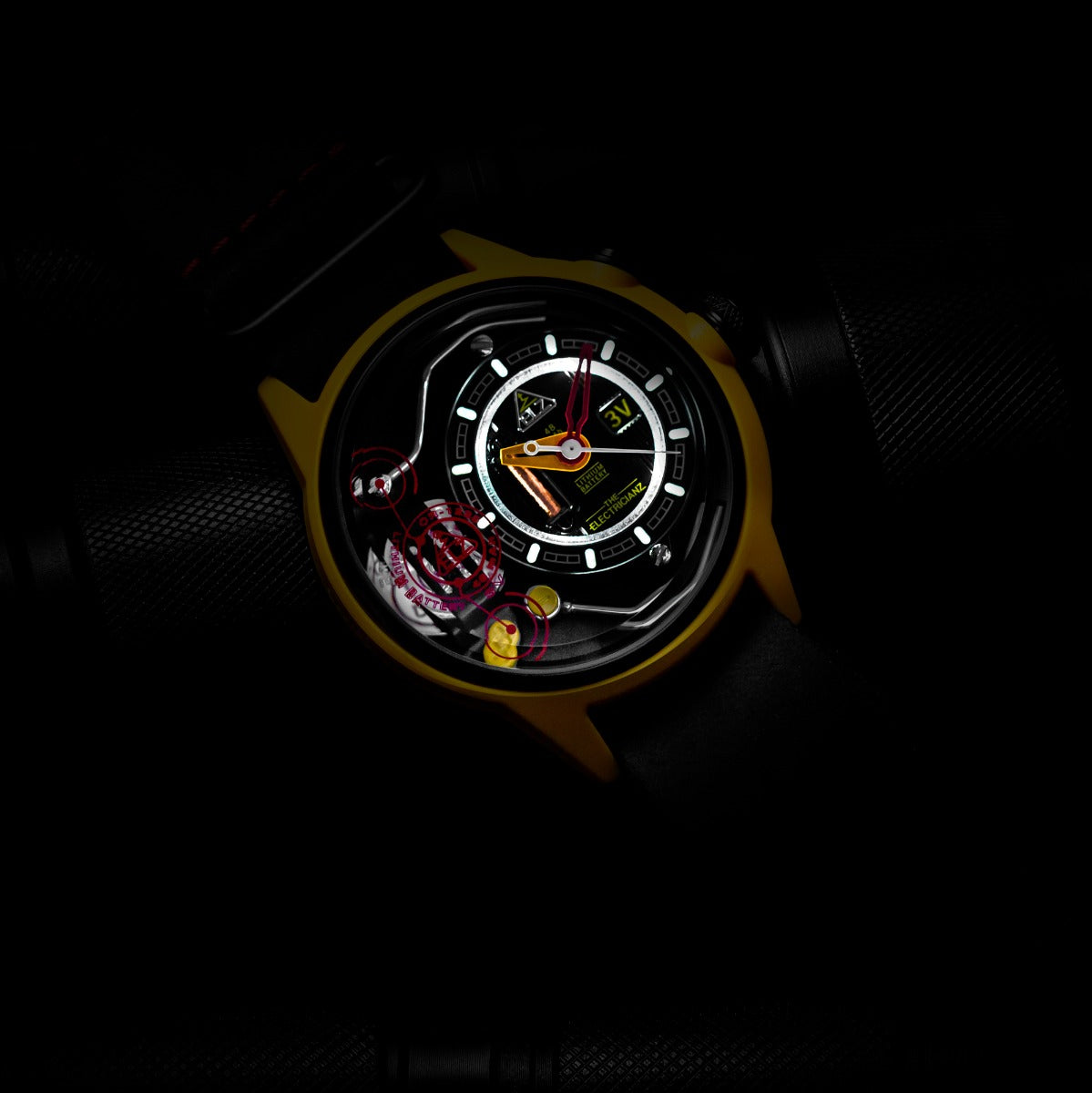 The Electricianz Nylon THE AMMETER Gwylio Dynion gyda Strap Lledr Du ZZ-A1A/01