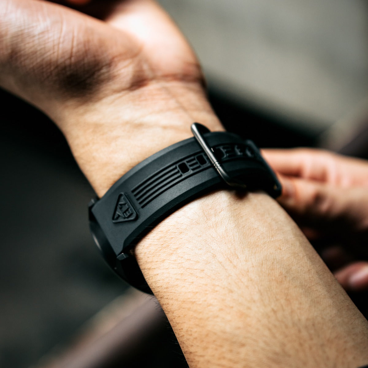The Electricianz SteelZ DARK Z Mens Watch with Black Rubber Strap ZZ-A3C/05