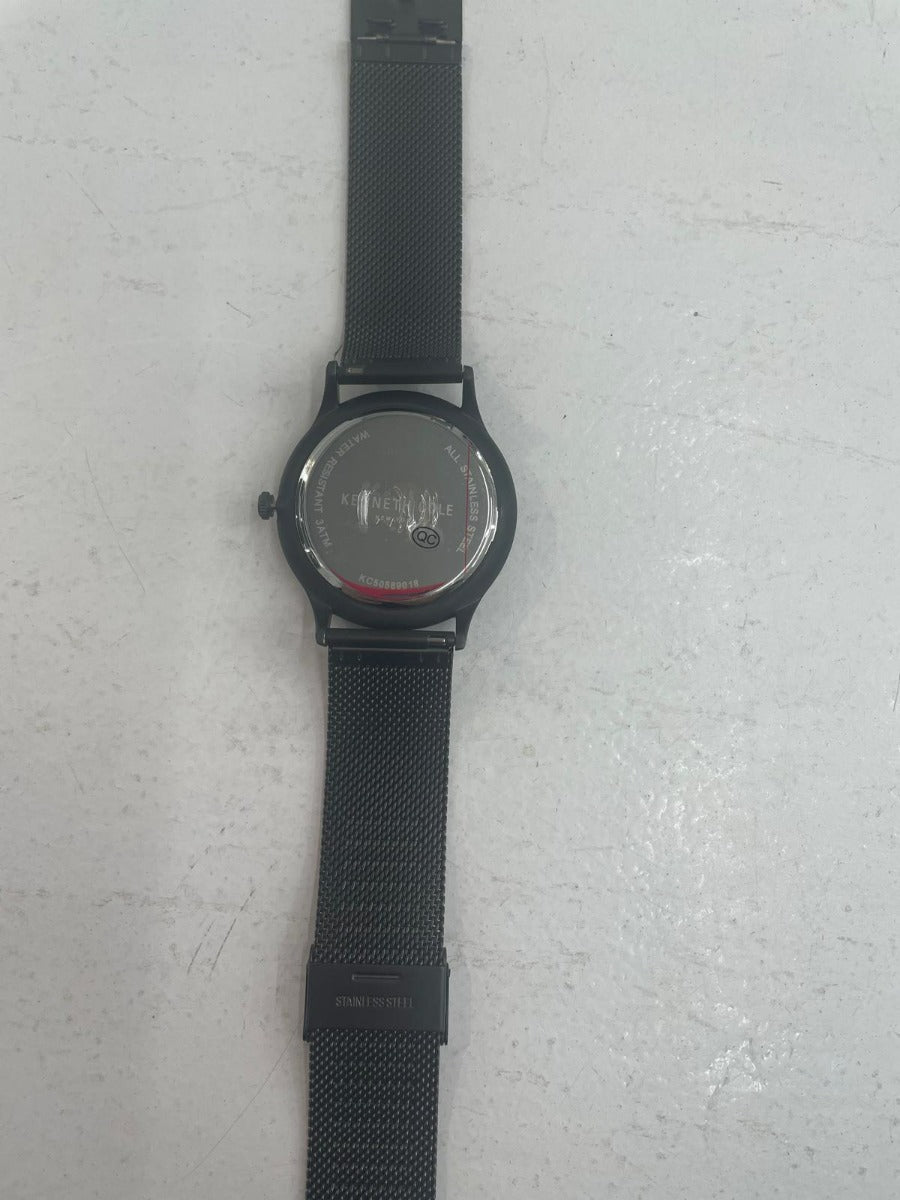 Clocsen Dynion Kenneth Cole gyda Deial Werdd a Strap Milanese Llwyd KC50589018A * wedi'i Adnewyddu *
