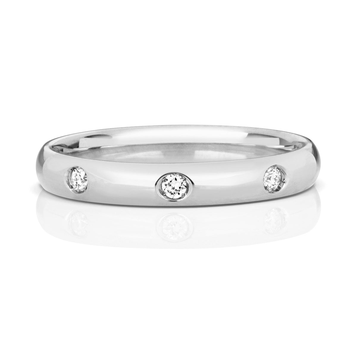 18ct White Gold  Court Wedding Band