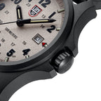 Cloc Mwn Atacama Luminox i Ddynion gydag Wyneb Arian a Strap Gyfnewidiol XL.1971.SET