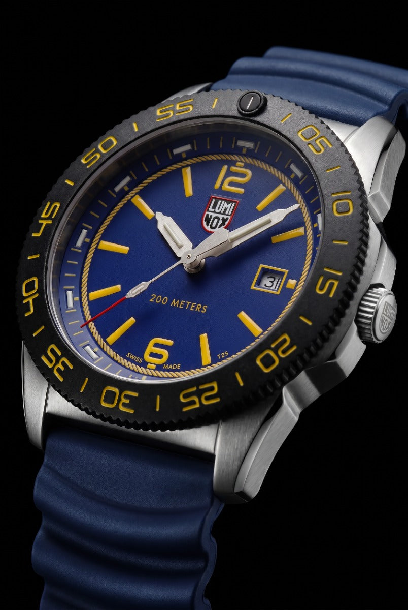 Luminox Pacific Diver FORCE BLUE Mens Watch with Blue Dial and Blue Strap XS.3125.FB