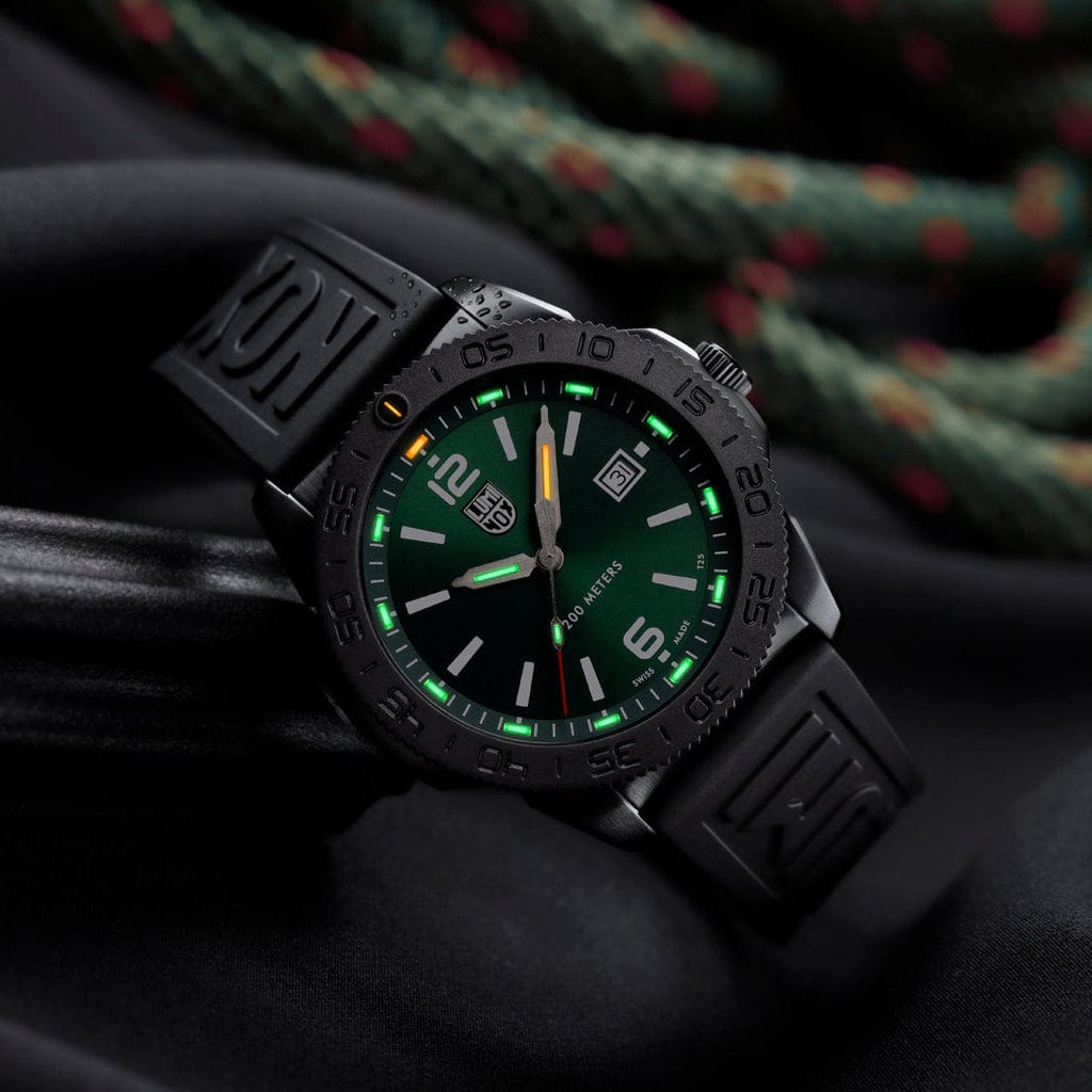 Luminox Pacific Diver Mens Watch with Green Dial and Black Strap XS.3137.B