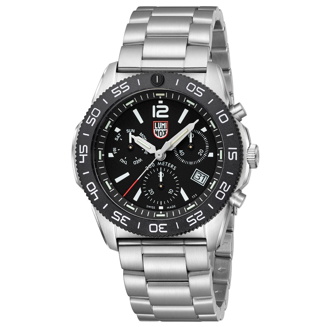Oriawr Chronograff Dynion Luminox Pacific Diver gyda Deial Du a Strap Arian XS.3142